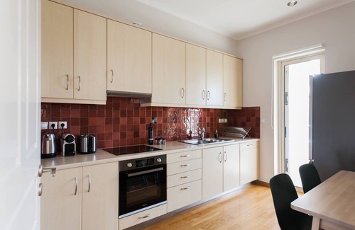 Agia Paraskevi Apartment | Exquisite 2BR Apartment in Agia Paraskevi