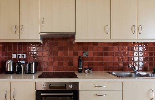 Agia Paraskevi Apartment | Exquisite 2BR Apartment in Agia Paraskevi