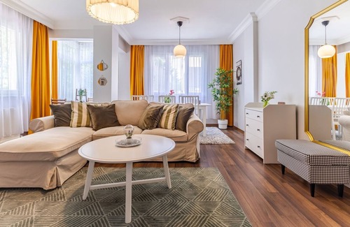 Gayrettepe Apartment | Exquisite Flat Close to Zorlu in Besiktas