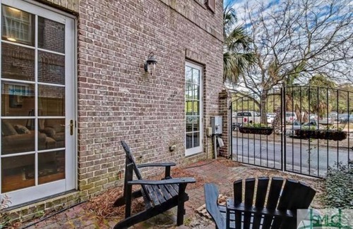 Historic District - North House | Exquisite Location! Modern 3 bed, 2.5 bath townhouse