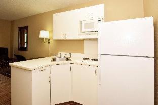 Blawenburg Hotel | Extended Stay America Suites - Princeton - West Windsor