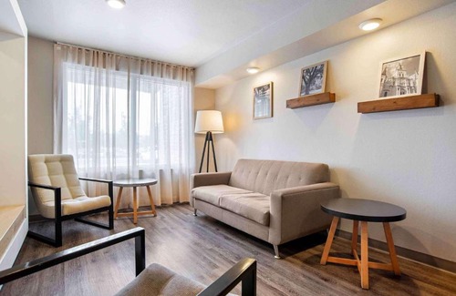 Kenner - Louis Armstrong International Airport Hotel | Extended Stay America Suites - New Orleans - Airport - I-10