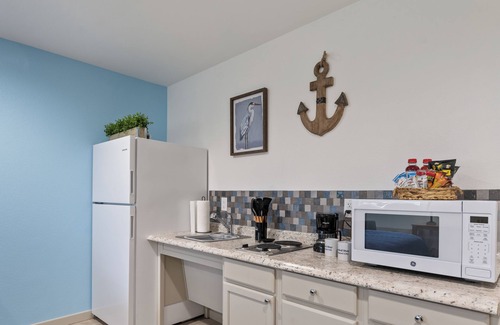 Gun Barrel City Hotel | Extended Stay Gun Barrel City