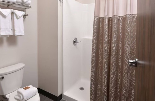 Broken Arrow Hotel | Extended Stay King Suite, Kitchenette, Stoney Creek Broken Arrow!