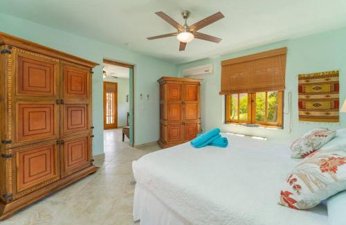 Nopolo House | Extraordinary 3bedrooms home with private pool