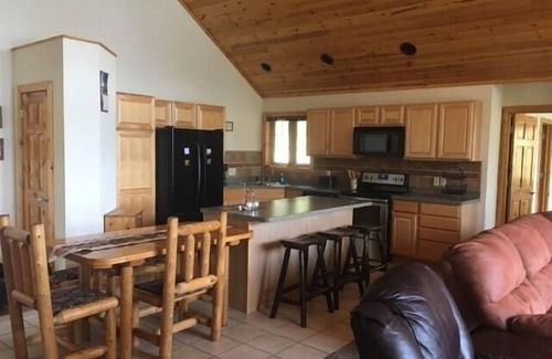 Minong Cottage | Extravagant Lake Front View Cottage