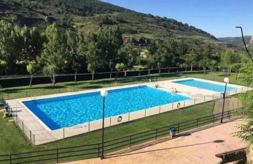 Zorraquin Apartment | Ezcaray Pet Friendly, piscina y parking