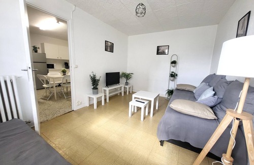 Trappes Apartment | F 3.k.1 Avec 2 Chambres et 6 Lits