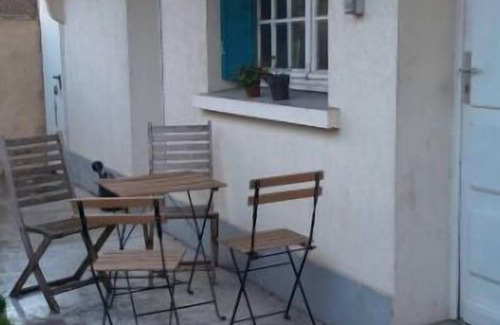Trappes Apartment | F 3.k.2 Avec 2 Chambres,6 Lits et Place de Parking