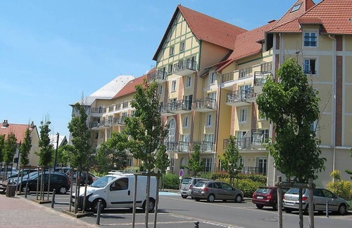 Port Guillaume Apartment | F2 4 pers with 2 swimming pools 300 m beach Cabourg Residence 3 * private parking