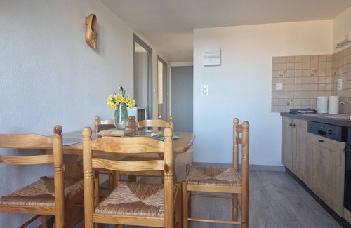 Termes Apartment | F2 apartment in a typical Lozerian house