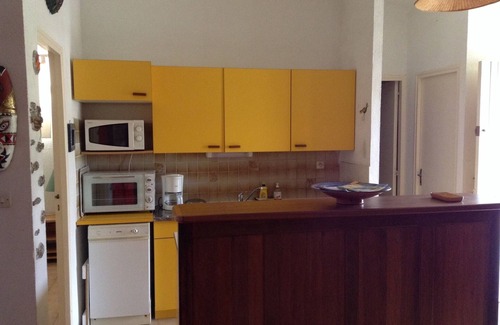 Gros Raisins Apartment | F2 facing the sea . Your holidays Les pieds dans l'eau