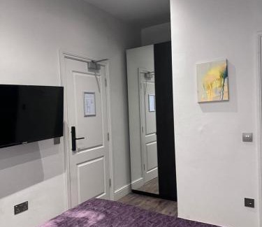 Pembridge Apartment | F4 Modern Studio Central London Zone 1 Notting Hill WiFi incl