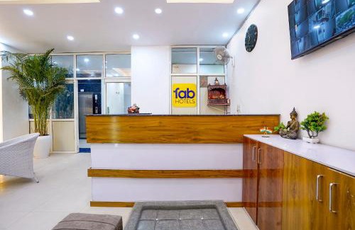 Noida Hotel | FabHotel Frolic Luxury Stay