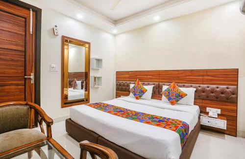 Janakpuri Hotel | FabHotel Gold Inn Janakpuri