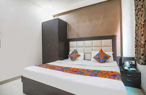 Kalyanpur Hotel | Fabhotel Heritage Villa