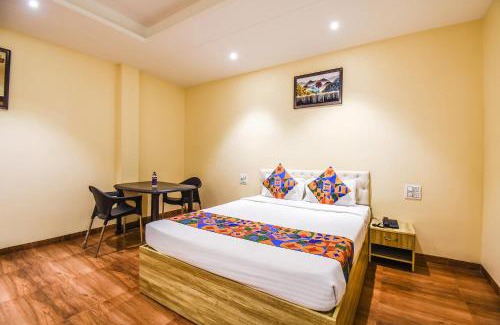 Pimpri - Chinchwad Hotel | FabHotel Seven Seas