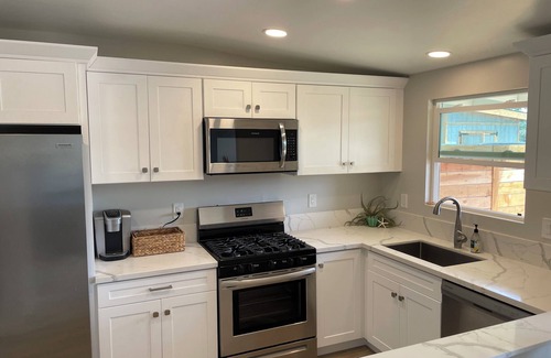 Leucadia House | Fabulous 1-bedroom bungalow-plex in Encinitas Leucadia