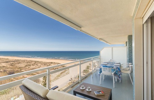 Playa de Gandia Apartment | Fabulous beach condo for a great vacation. Amazing Sea Views!