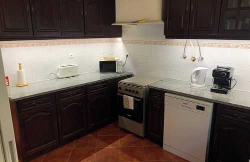 Santarem Cottage | Fabulous Country House near Lisbon w/Pool