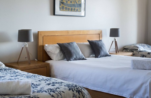Bungendore Other | Fabulous Large home for families, friends or large groups on Butmaroo Station
