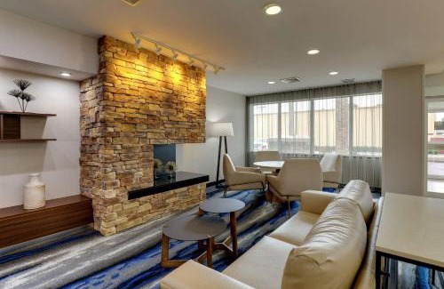Hutchinson Hotel | Fairfield Inn and Suites Hutchinson