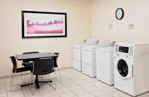 South Arlington Hotel | Fairfield Inn and Suites by Marriott Dallas Mansfield