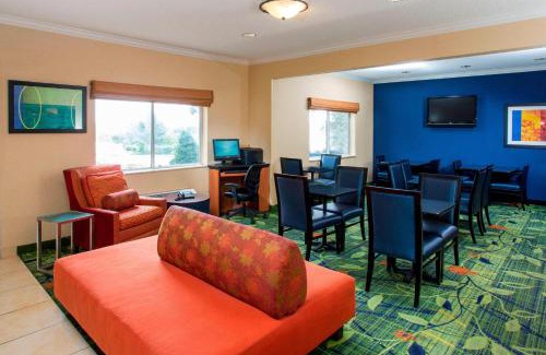 Franklin Hotel | Fairfield Inn Middletown Monroe