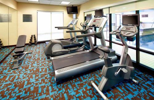 McKnight Hotel | Fairfield Inn & Suites Pittsburgh Neville Island