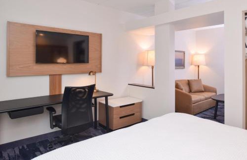 New Stanton Hotel | Fairfield Inn & Suites by Marriott Pittsburgh New Stanton
