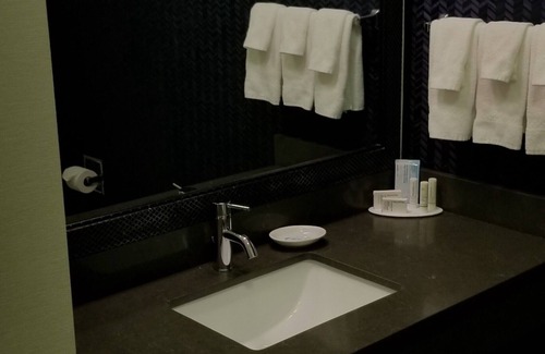 Mount Vernon Hotel | Fairfield Inn & Suites by Marriott Mt. Vernon Rend Lake