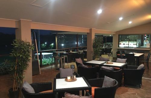 Windaroo Apartment | Fairway Village @ Windaroo Lakes Golf Club
