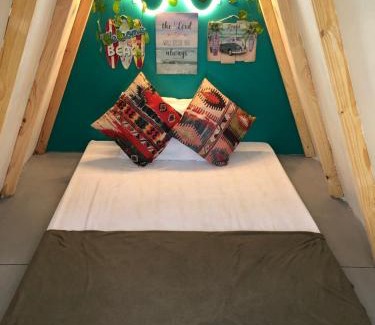 Central Luzon Other | Faith Bay - Tiny Beach Front Hut