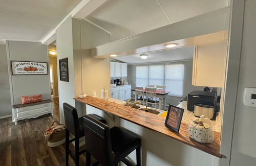 Mead House | "Fall in Love" Retreat less than 10 minutes from Lake Texoma and Choctaw Casino