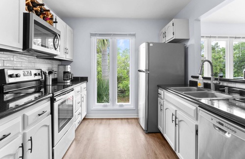 Oceanmarsh Subdivision House | Fall into Savings in South Carolina Sea Islands