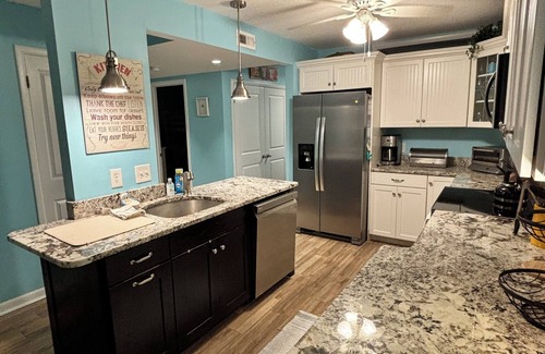 Avalon Condo | Fall & Thanksgiving - booking 2026- Super Clean-Comfy! Pet Friendly - Avalon-SH