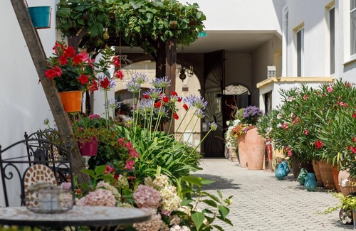 Morbisch am See Cottage | Familien-suite mit Balkon,hofseite, 2 Schlafräume - Pension Laubenhof
