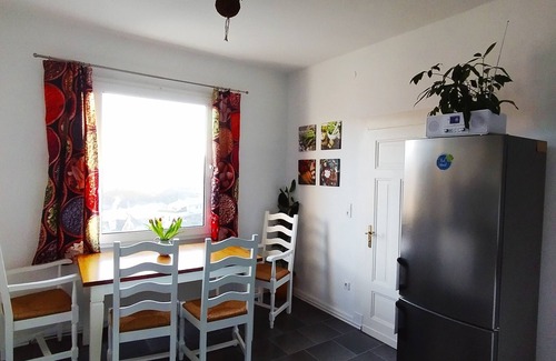 Ennepetal Apartment | Familienfreundlich für 1-6 Personen mit Kamin und Blick auf die Kluterthöhle