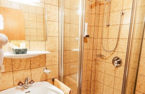 Ranten Cottage | Familienzimmer 3, Dusche, WC, 2 Schlafräume - Gasthof Hammerschmied