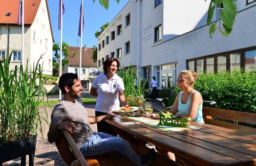 Langenau Apartment | Familienzimmer für 6 Personen