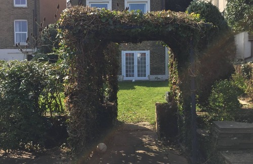 Broadstairs House | Family and pet-friendly, 5 mins to beach, bars and restaurants