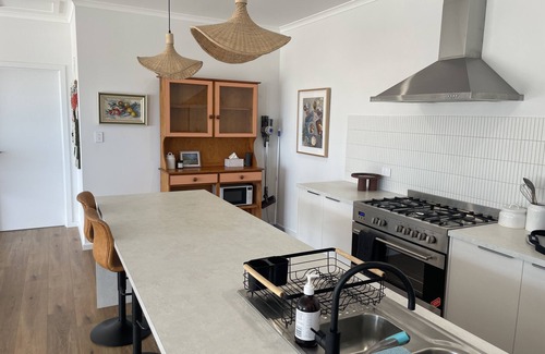 Hayborough House | Family beach house w/ocean view 3 min walk to beach