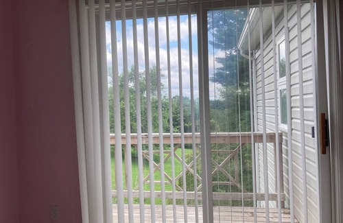 Blacksburg House | Family Comfort & Hokie Spirit - 1.5 Miles to Campus and Downtown Fun!
