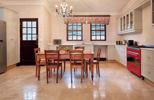 Drakensberg Gardens Cottage | Family Escape | Pet-Friendly Mountain Stay