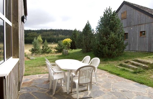 Saint-Denis-en-Margeride Ski Chalet | Family chalet for 6 people in a pine forest at Les Bouviers in Lozère.