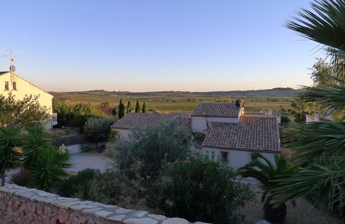Saint-Genies-de-Fontedit Villa | Family Villa with Private Pool, sleeping 8 with 4 bedrooms and 3 bathrooms