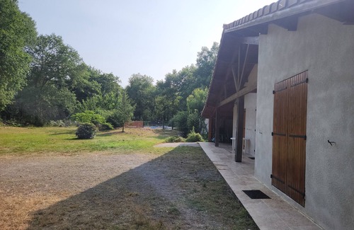 Saint-Germain-dEsteuil House | Family home on large plot with private pool