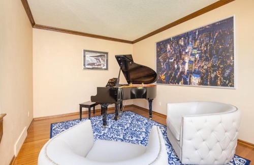 Clive House | Family Friendly 5 BR Home with Hot Tub & Game Room
