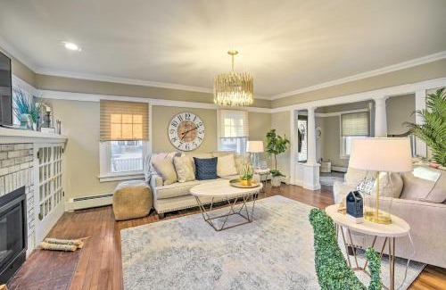 Glens Falls House | Family-Friendly Glens Falls Home with Sun Porch