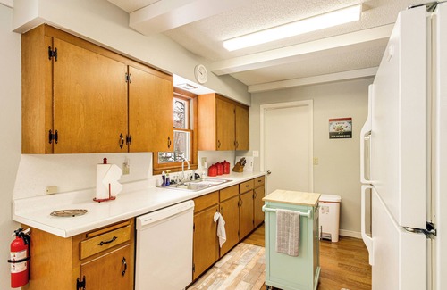Pine River House | Family-Friendly Home w/Fire Pit in Pine River
